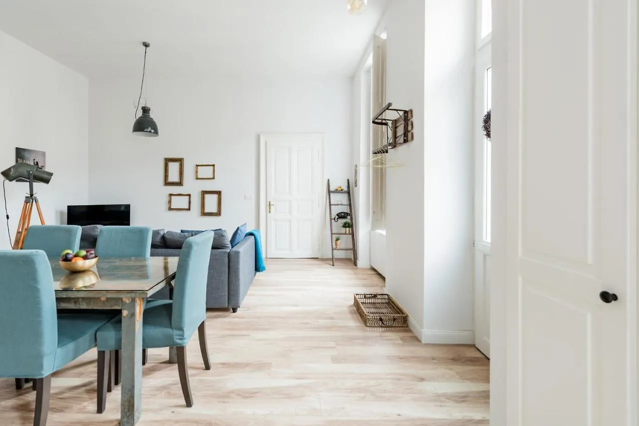 Apartman Pal Loft In Central Budapest